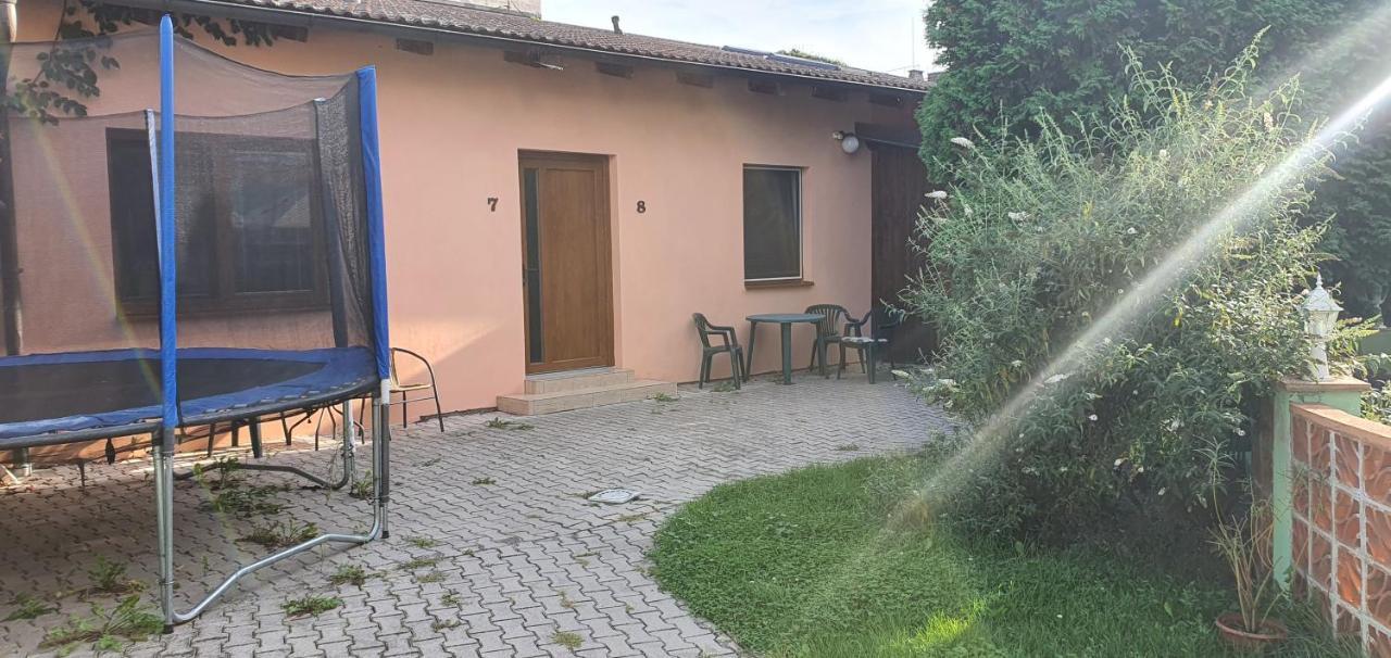 Penzion U Kohoutka Pardubice Extérieur photo