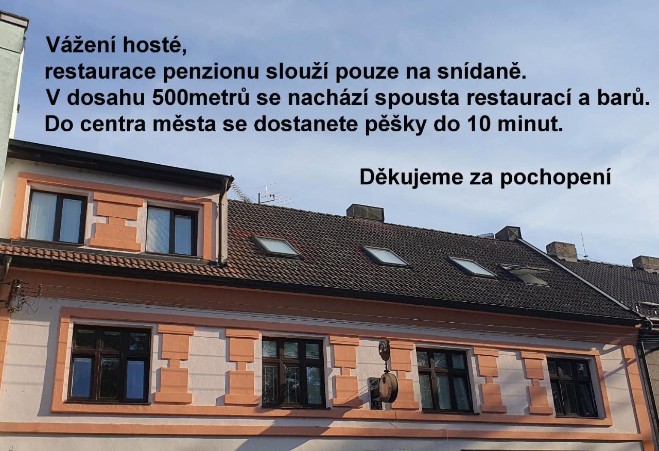 Penzion U Kohoutka Pardubice Extérieur photo
